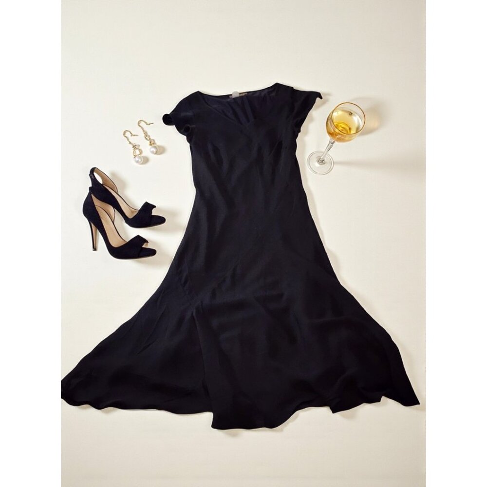 Isabella Bird 100% Silk Black Dress – Size 10 – Classic Midi
